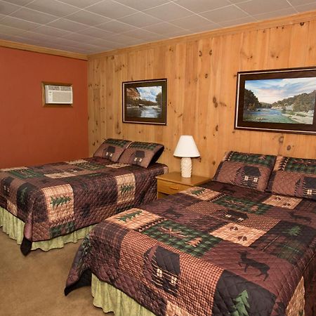 Shore Meadows Lodge Llc Lake George Room photo